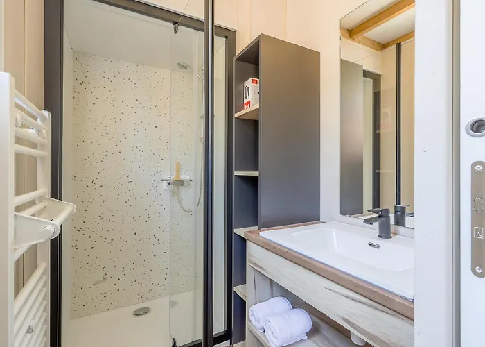 אתר קמפינג Sole Di סארי סולנזארה