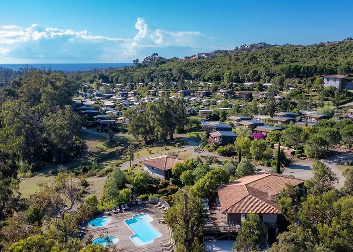 Sole Di אתר קמפינג סארי סולנזארה