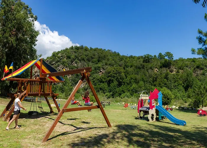 אתר קמפינג Sole Di סארי סולנזארה